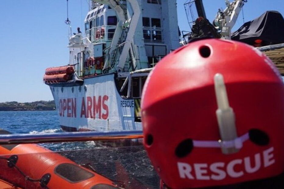 Navio da ONG Open Arms resgata mais 39 migrantes no Mediterrâneo