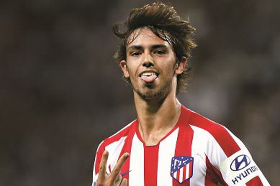 João Félix brilha em duelo com Cristiano Ronaldo