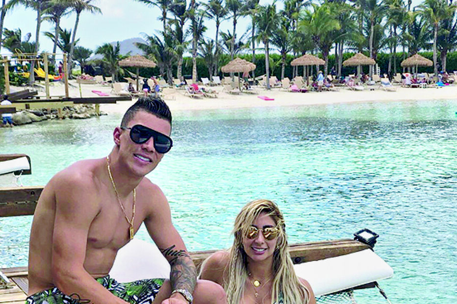 Cindy Álvarez Garcia e Matheus Uribe de férias
