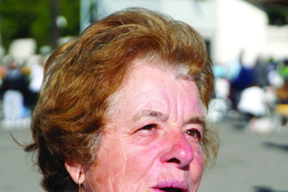 Maria Rosa Aniceto, de 66 anos, já fez dez peregrinações a pé
