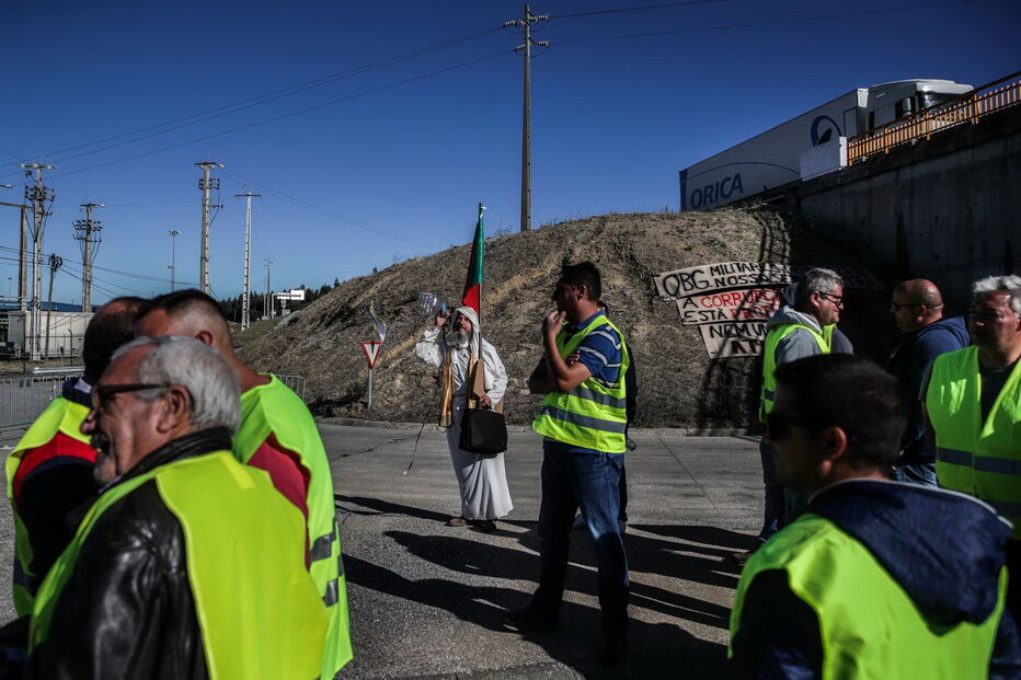 Terceiro dia de greve dos motoristas