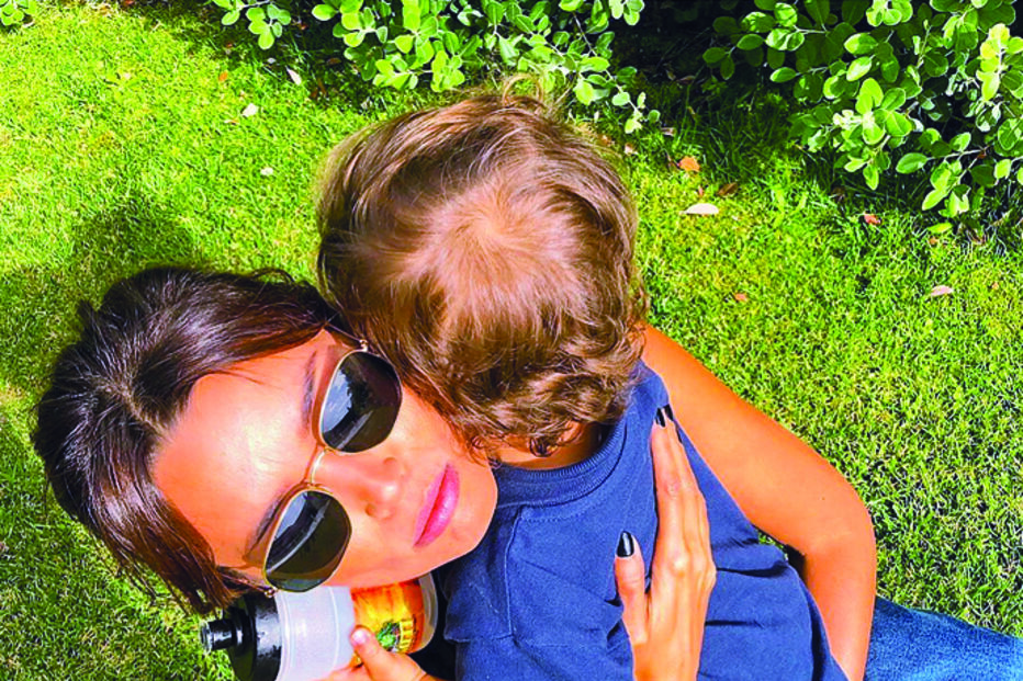 Maria Cerqueira Gomes celebra aniversário do filho