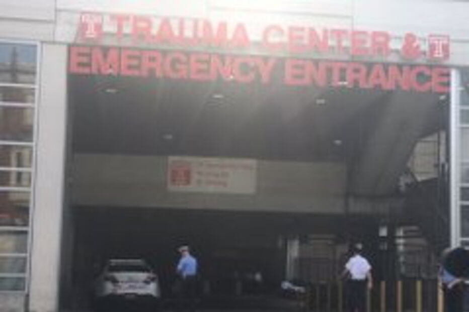 Vários polícias atingidos durante um tiroteio em Filadélfia