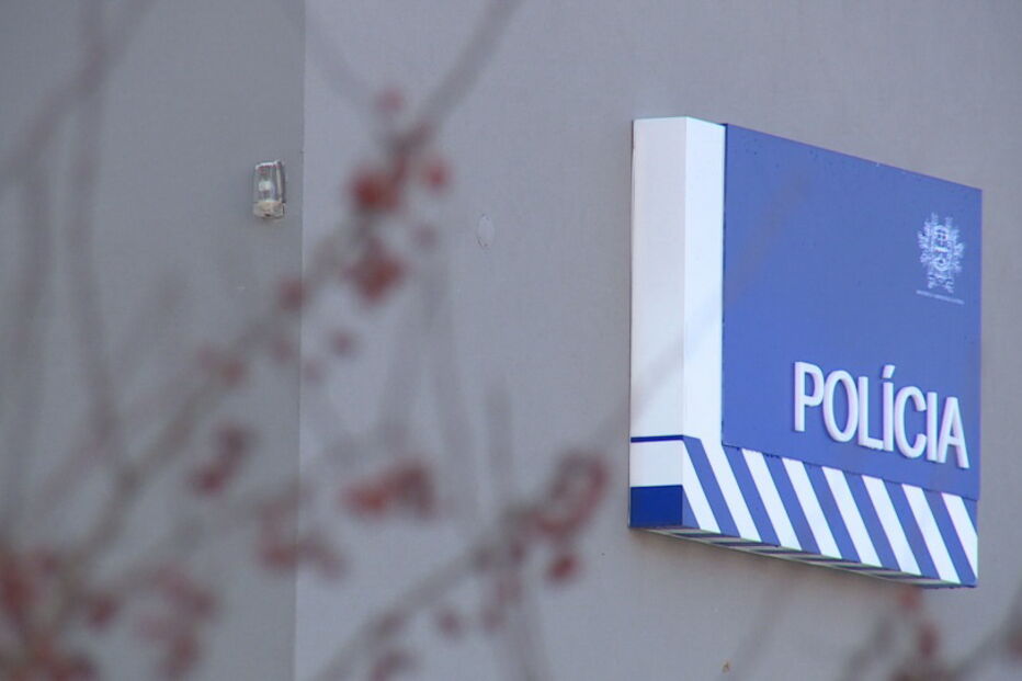 2019-08-16_12_16_39 Esquadras da PSP encerradas devido a mobilização de agentes para greve dos motoristas.jpg