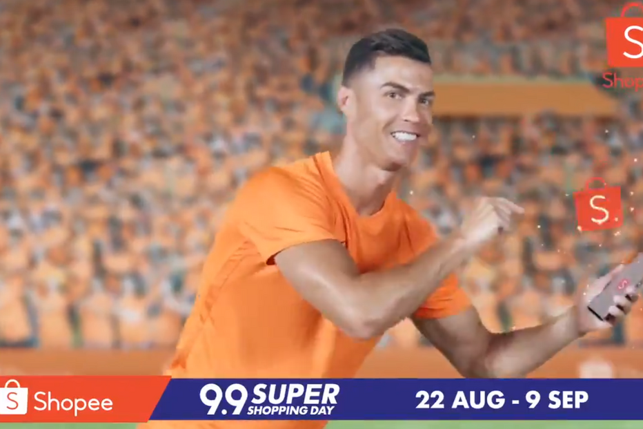 Cristiano Ronaldo deu a cara em anúncio na Ásia. 