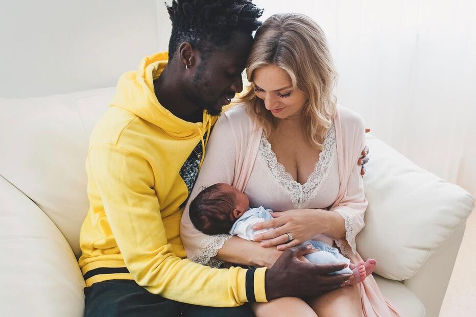 Éder com a mulher e o filho