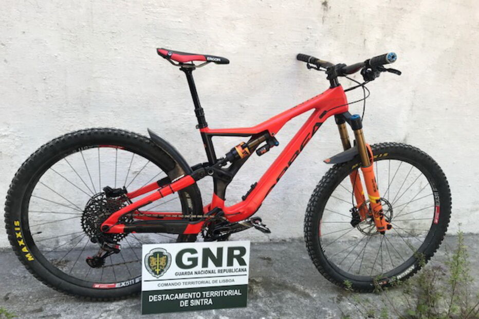 GNR recupera bicicleta roubada em Sintra no valor de 6500 euros