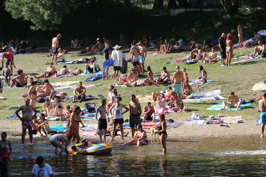 Festivaleiros 'invadem' Vilar de Mouros