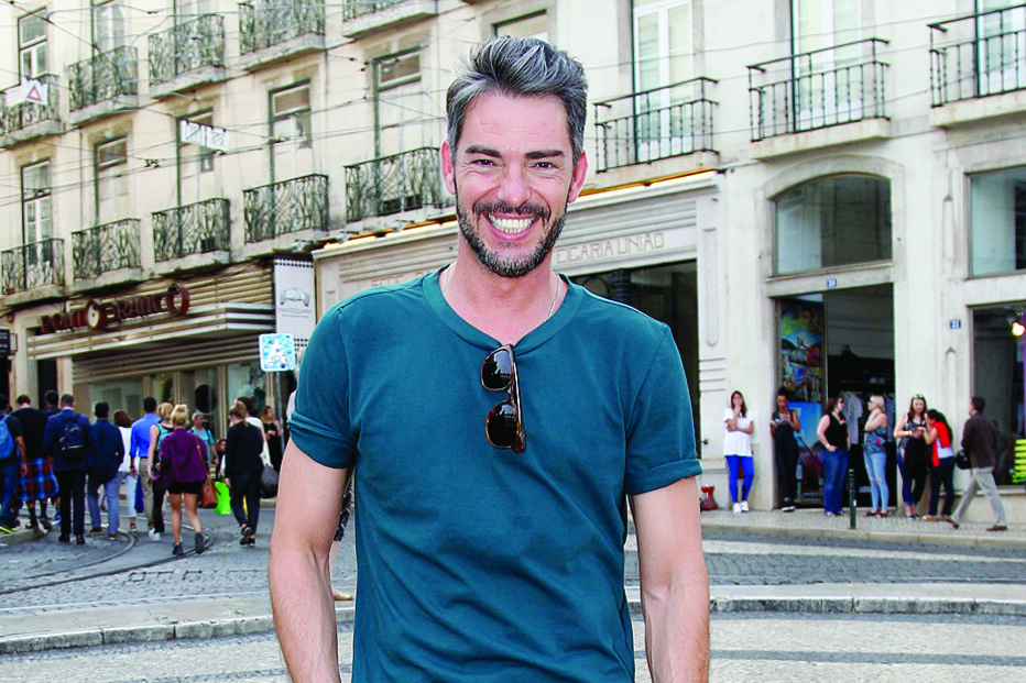 Cláudio Ramos bloqueou  Carolina Deslandes no Instagram para não ver o que esta escreve