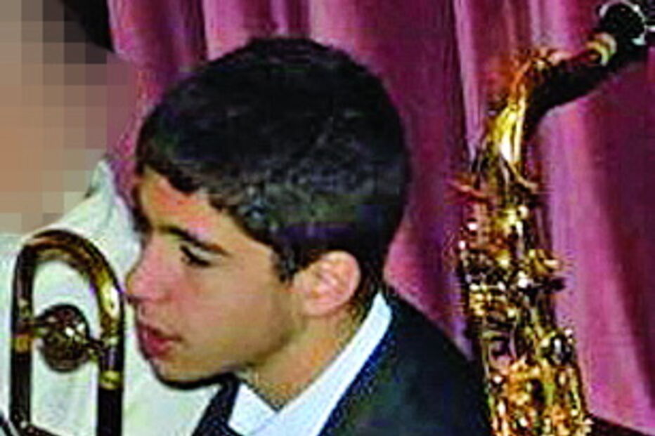Lucas Leote tocava trombone 