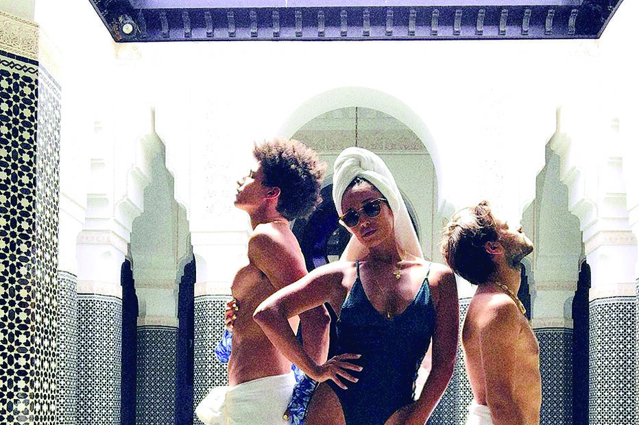 Atriz Rita Pereira com Luís Borges e um amigo