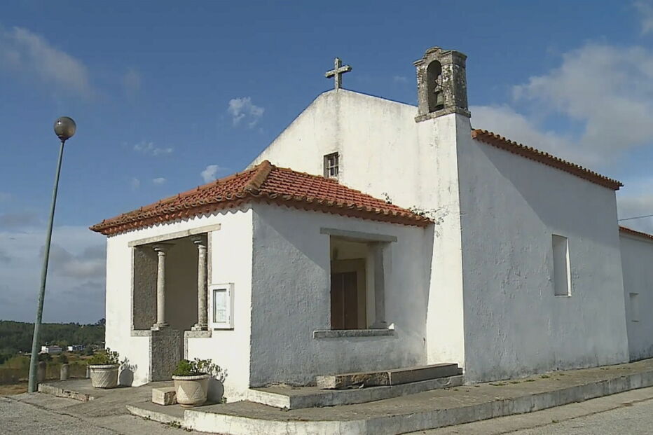 Tio e sobrinha sequestrados e baleados em assalto na Lourinhã. Suspeitos em fuga