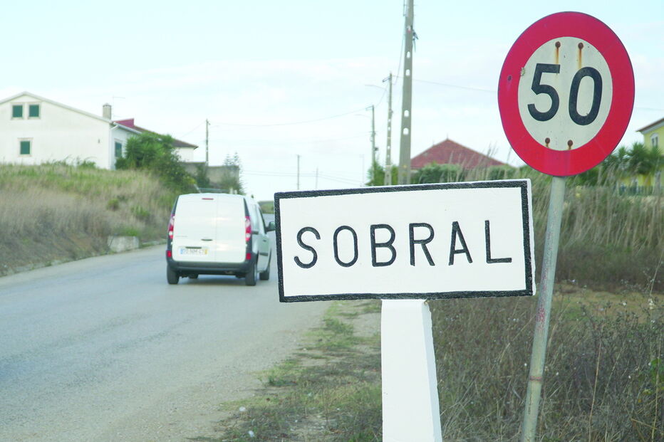 Crime violento teve lugar na localidade de Sobral, onde mora uma das vítimas 