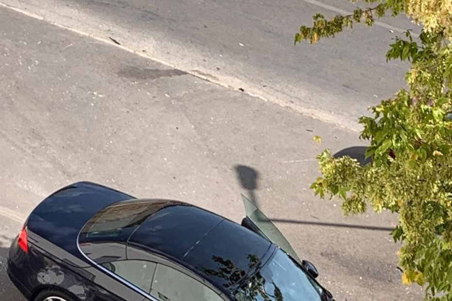 Autocarro desgovernado abalroa seis carros em Setúbal