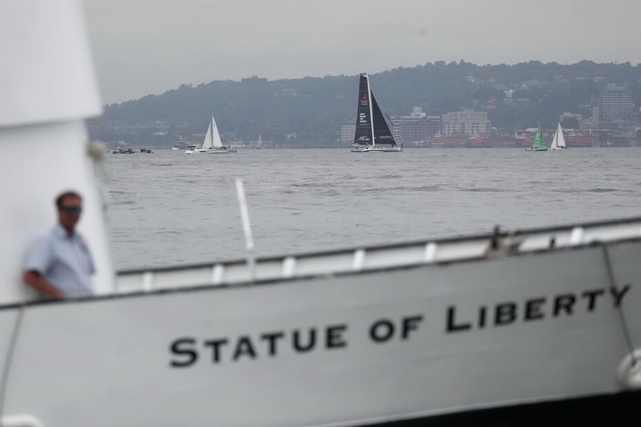 Greta Thunberg chega a Nova Iorque após viagem alternativa