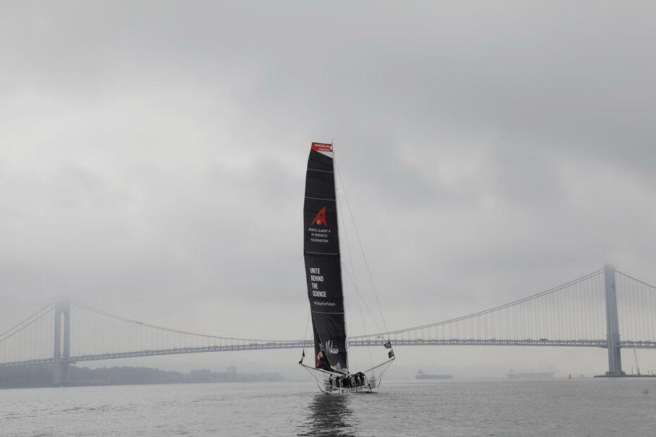 Greta Thunberg chega a Nova Iorque após viagem alternativa