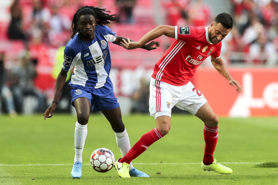 Jogador Romário Baró