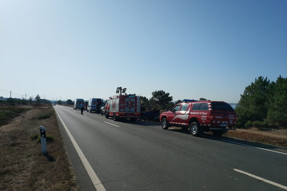 Despiste seguido de capotamento faz dois feridos em Sines