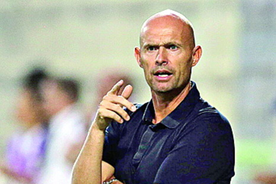 Marcel Keizer assumiu que o médio poderá abandonar o clube 