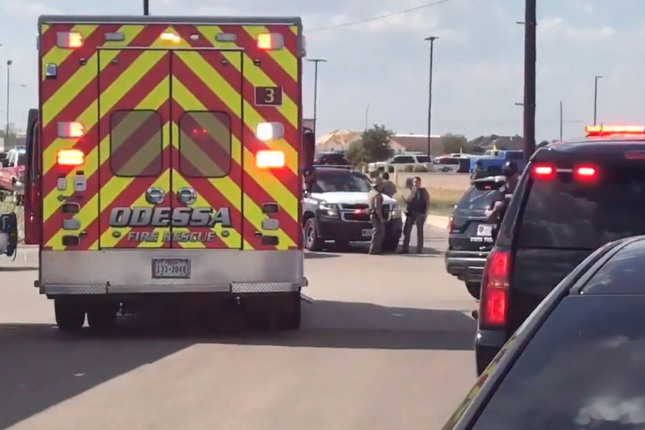 Tiroteio 'às cegas' mata oito pessoas no Texas