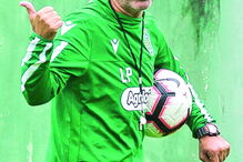 Leonel Pontes, de 47 anos, assume a equipa principal dos leões