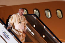 Papa Francisco já chegou a Moçambique para iniciar viagem a África
