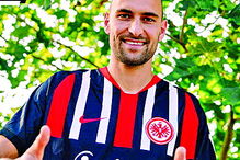 Bas Dost saiu para o E. Frankfurt 
