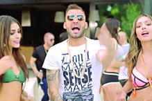 Jesé tem o nome artístico de Jey M