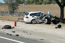 Colisão faz três feridos e corta trânsito no IP2 em Portalegre