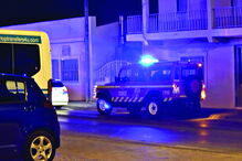 Homem encontrado morto amarrado a cadeira em fábrica de bolas de berlim em Loulé