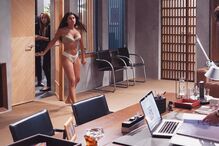 Carolina Loureiro faz furor em lingerie 