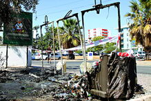 Ecoponto foi completamente consumido pelas chamas