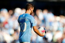 Bernardo Silva faz o primeiro 'hat-trick' da carreira	