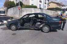 Criança e mulher feridas em colisão em Vila Nova de Gaia