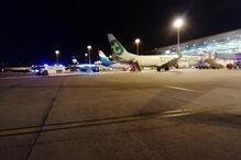 Incêndio no trem traseiro de avião da Transavia