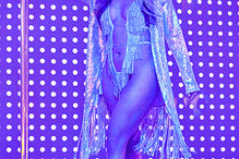 Cantora regressa ao grande ecrã com personagem provocadora em 