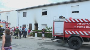 Incêndio em casa fere mãe e filho em Gondomar. Homem ficou com queimaduras graves