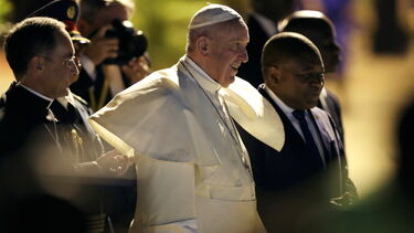 Papa Francisco visita centro que assiste pacientes com VIH em Maputo