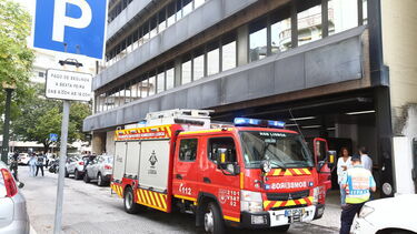 Técnico morre a reparar elevador em queda de 21 andares no edifício do BPI em Lisboa