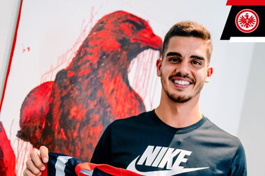 André Silva reforça Eintracht Frankfurt