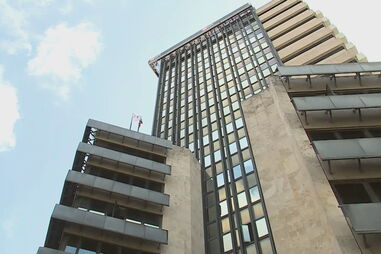 Homem morre em queda de elevador do 17.º andar em edifício do banco BPI em Lisboa