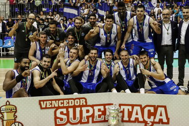 FC Porto conquista Supertaça de basquetebol