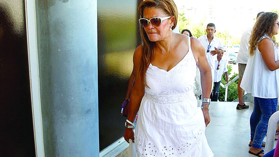 Mãe de Angélico Vieira reage ao regresso dos D'ZRT aos palcos