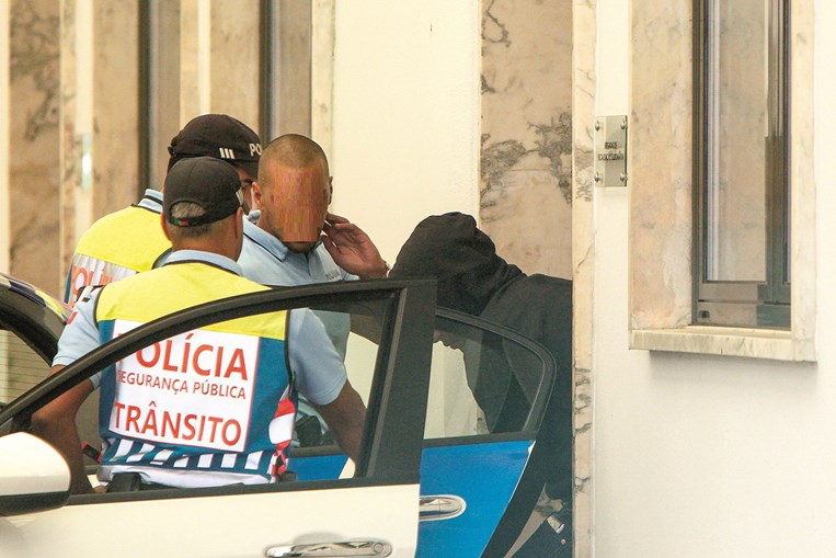 Jovane preso em Odivelas por andar com carta de condução 