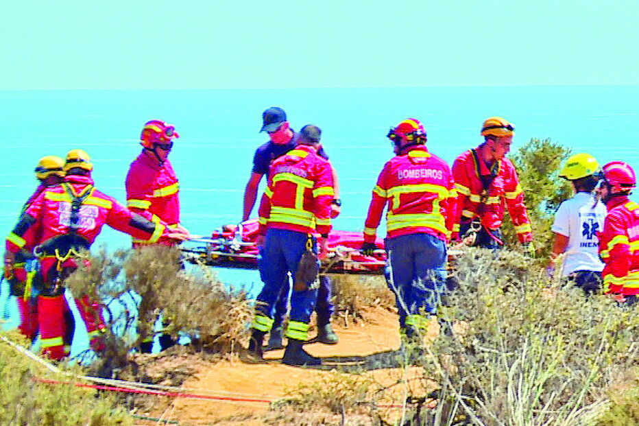 Operação de resgate da vítima durou duas horas e envolveu 15 operacionais   