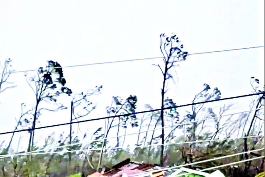 Primeiras imagens que chegam das Bahamas mostram cenário de destruição 