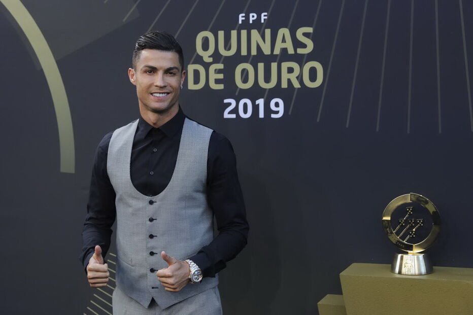Cristiano Ronaldo arrasa redes sociais após ganhar prémio de melhor jogador do ano