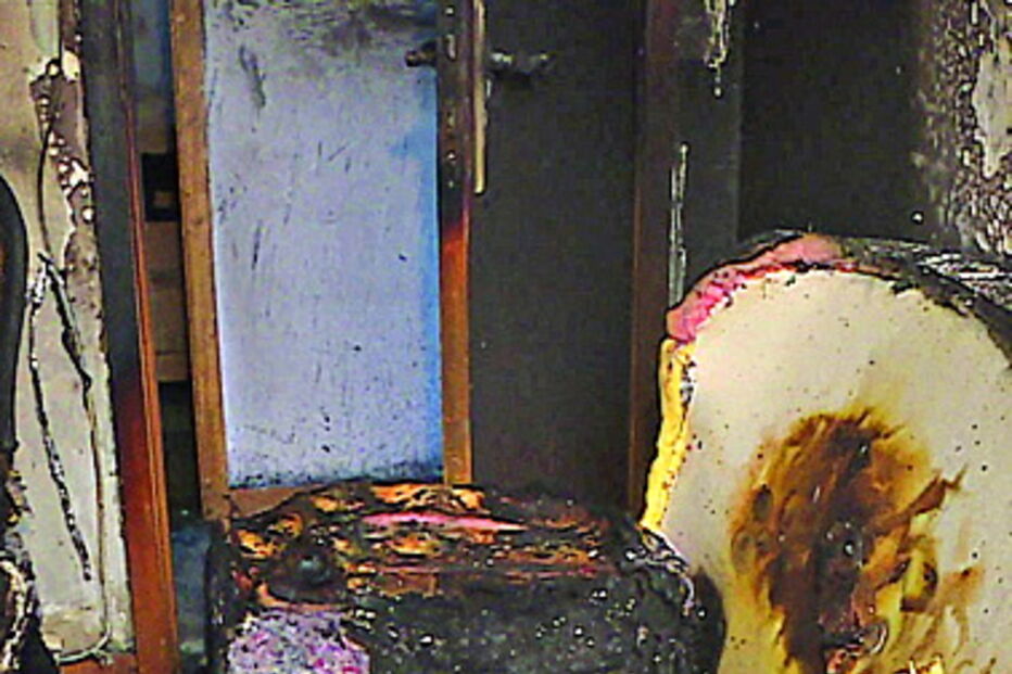 Habitação ficou destruída  