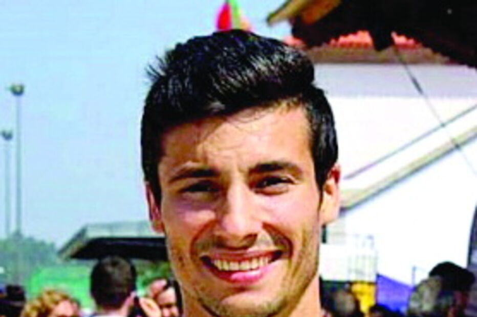 Rafael Sá, triatleta de 23 anos, desapareceu no domingo no rio Minho 