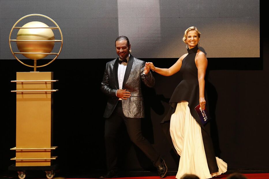 Aniversário de Cristina Ferreira celebrado em palco